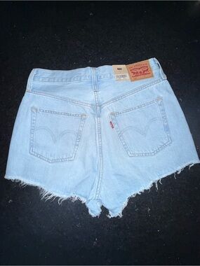 NEW Levi's 501 High-Rise Buttonfly Distressed Denim Shorts - Light Blue Sz 29